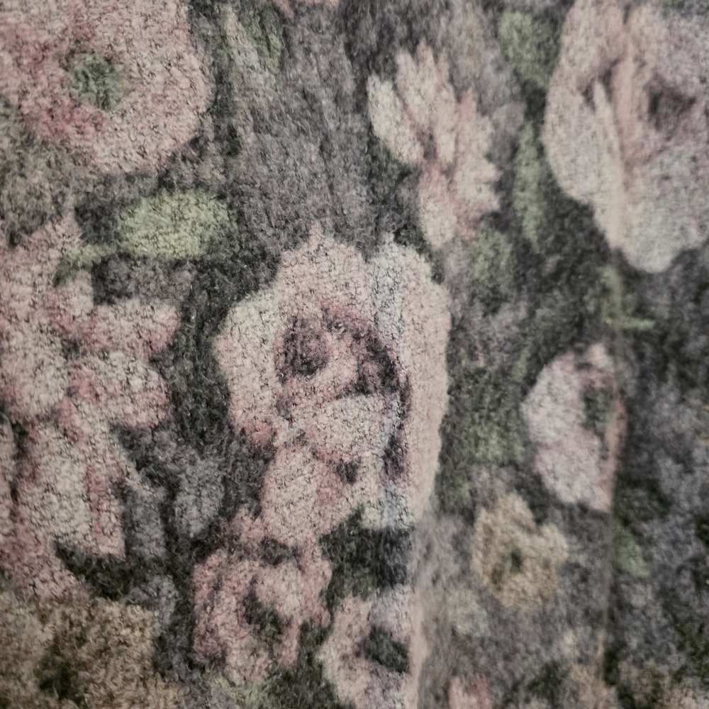 Dantelle Floral Fuzzy Knit Bell Sleeve Top – Size Large - Picture 6 of 9